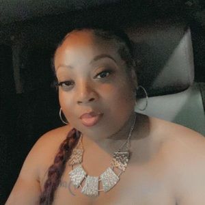 Meet your Posher, Luvof mimi